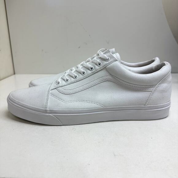 NWOT Vans Canvas Old Skool True Triple White Skate Shoes Streetwear Men\'s 15 D